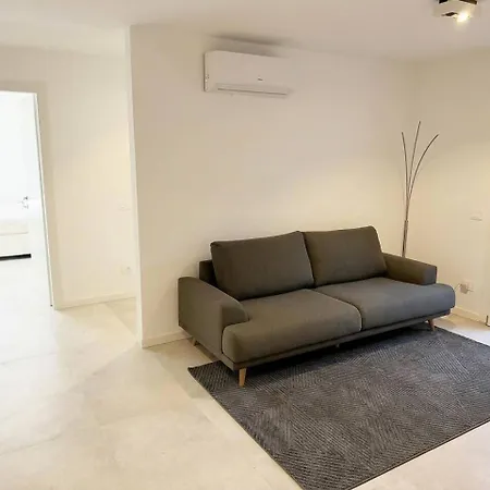 Apartment La Mezzanotte - Eleganza Sul Di Garda *